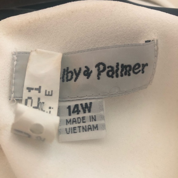 Great Dress for Graduation or Ring Ceremony - Picture 6 of 8